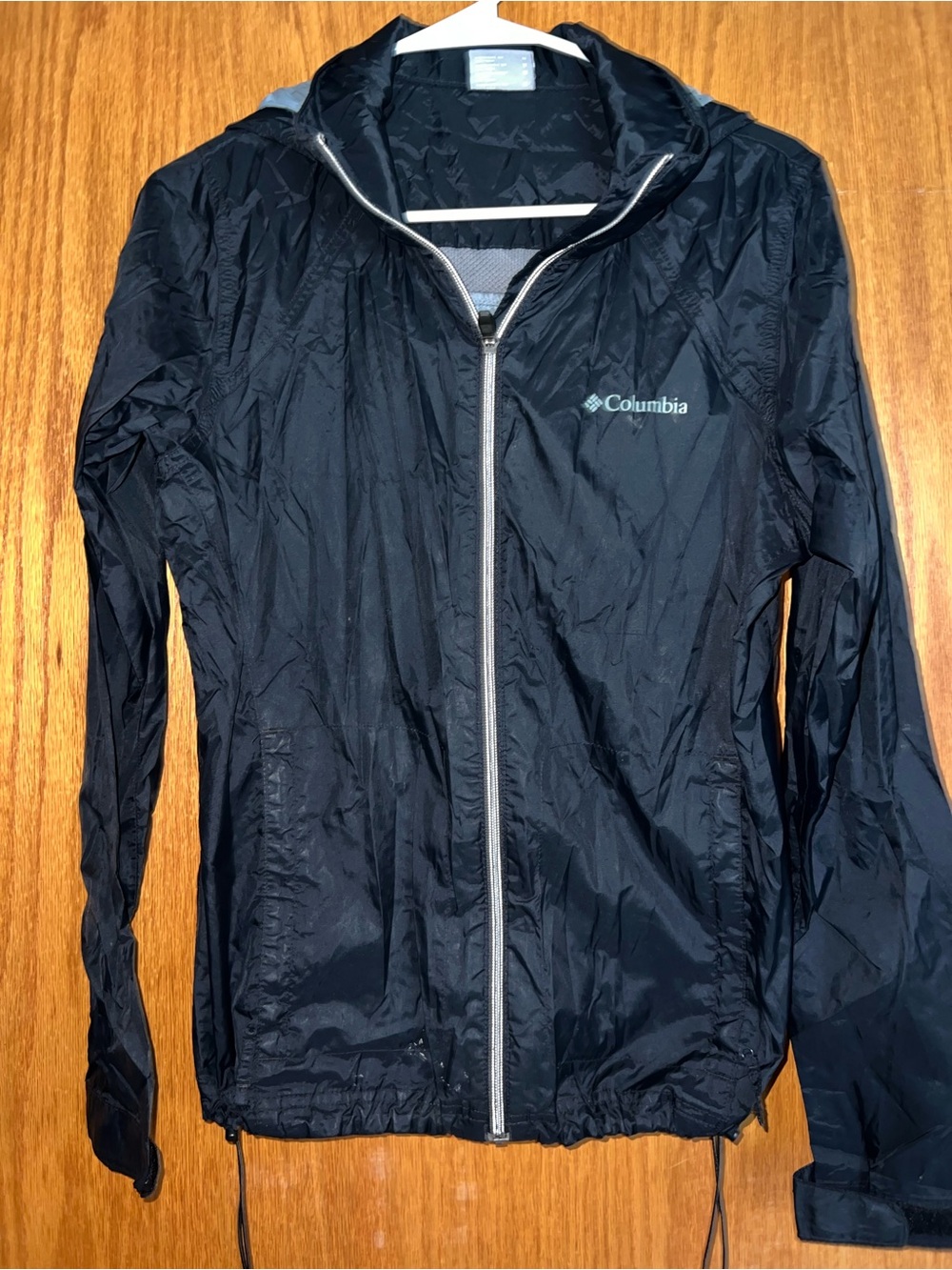 Columbia Women's Black Hooded Packable Windbreaker Jacket